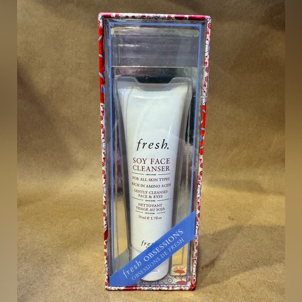 NWT Fresh Soy Face Cleanser For All Skin Types. 50ml/1.7 fl oz